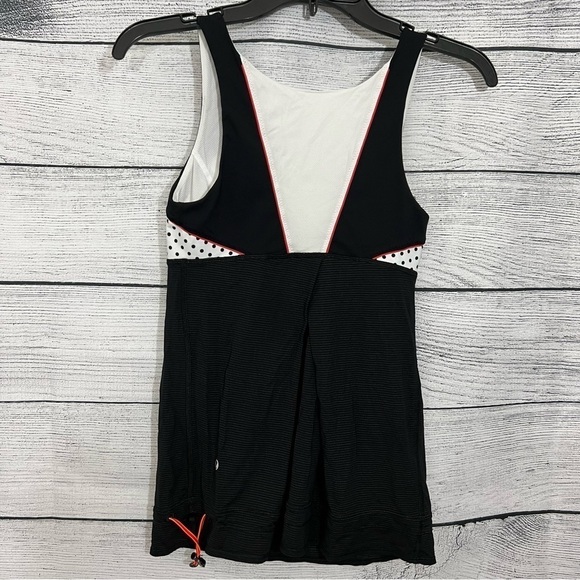 Lululemon Ta Ta Tamer - Picture 4 of 9